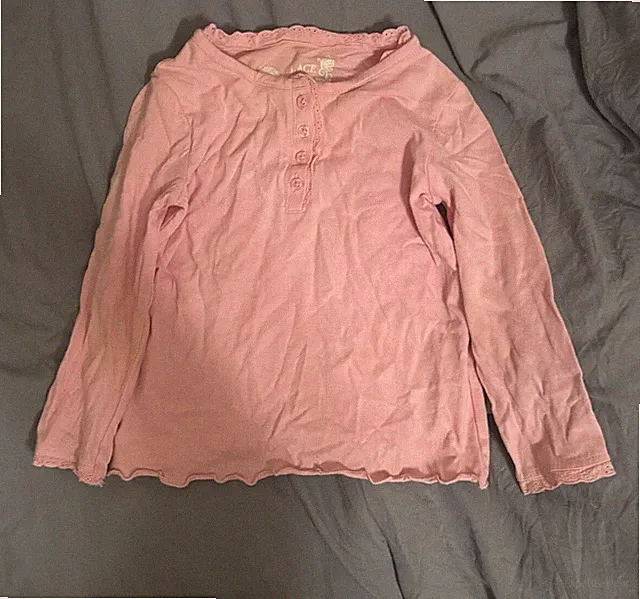 NWOT The Children's Place Girls Pink Long-Sleeve Smocked Lace Henley Top; 3T